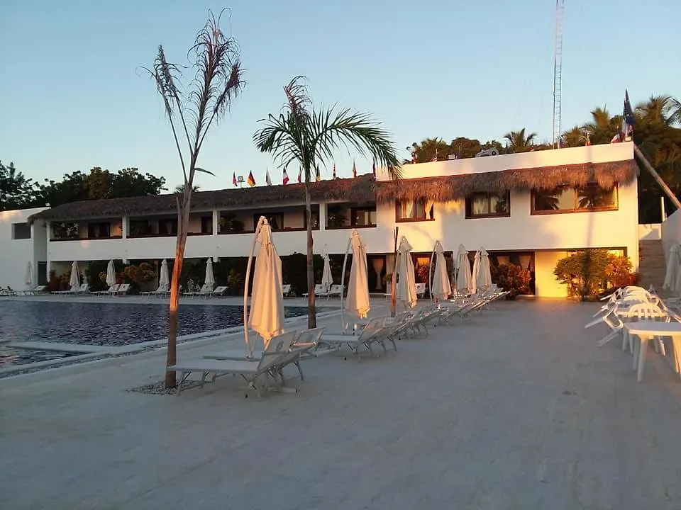 Oasi Encantada - Beach Resort Barahona Hotel